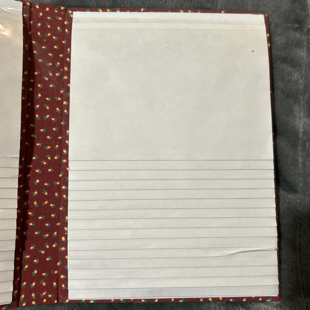 Fabric‎ Trifold, Country, Angel Photo Album, Holds 90 Photos, 4 X 6 Buttons - Picture 5 of 5